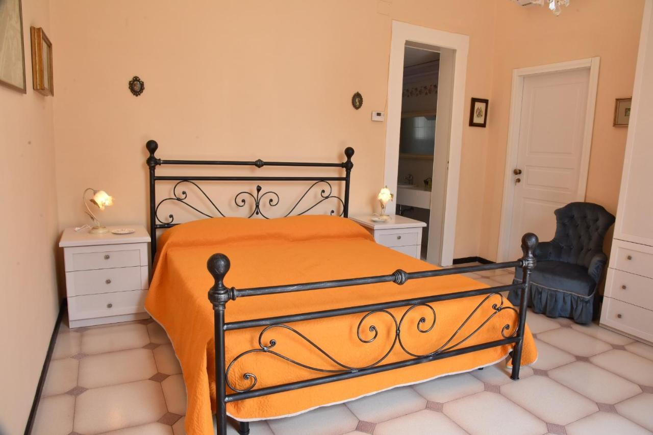 Rosaria Suite & Rooms Lecce Exterior foto